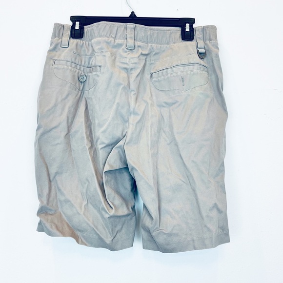 Under Armour men’s size 34 khaki stretch chino shorts - Picture 2 of 3